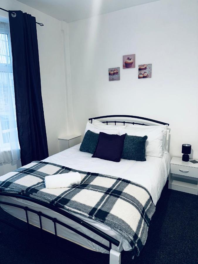 Stylish Town House - Modern Double Room - 1 Coventry Eksteriør bilde