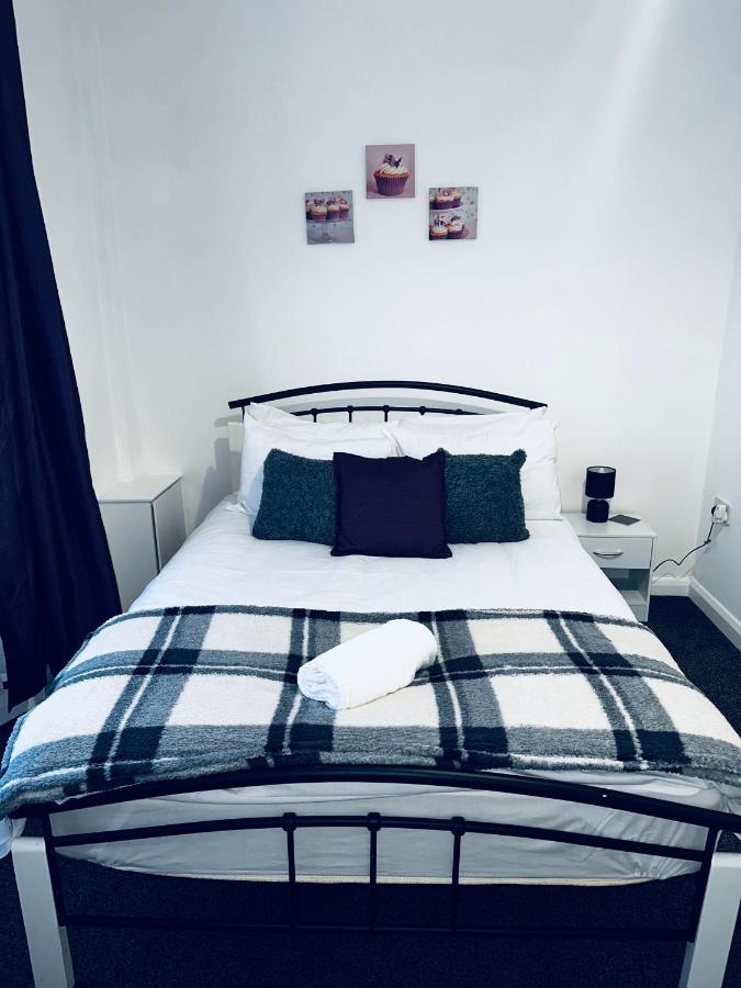 Stylish Town House - Modern Double Room - 1 Coventry Eksteriør bilde